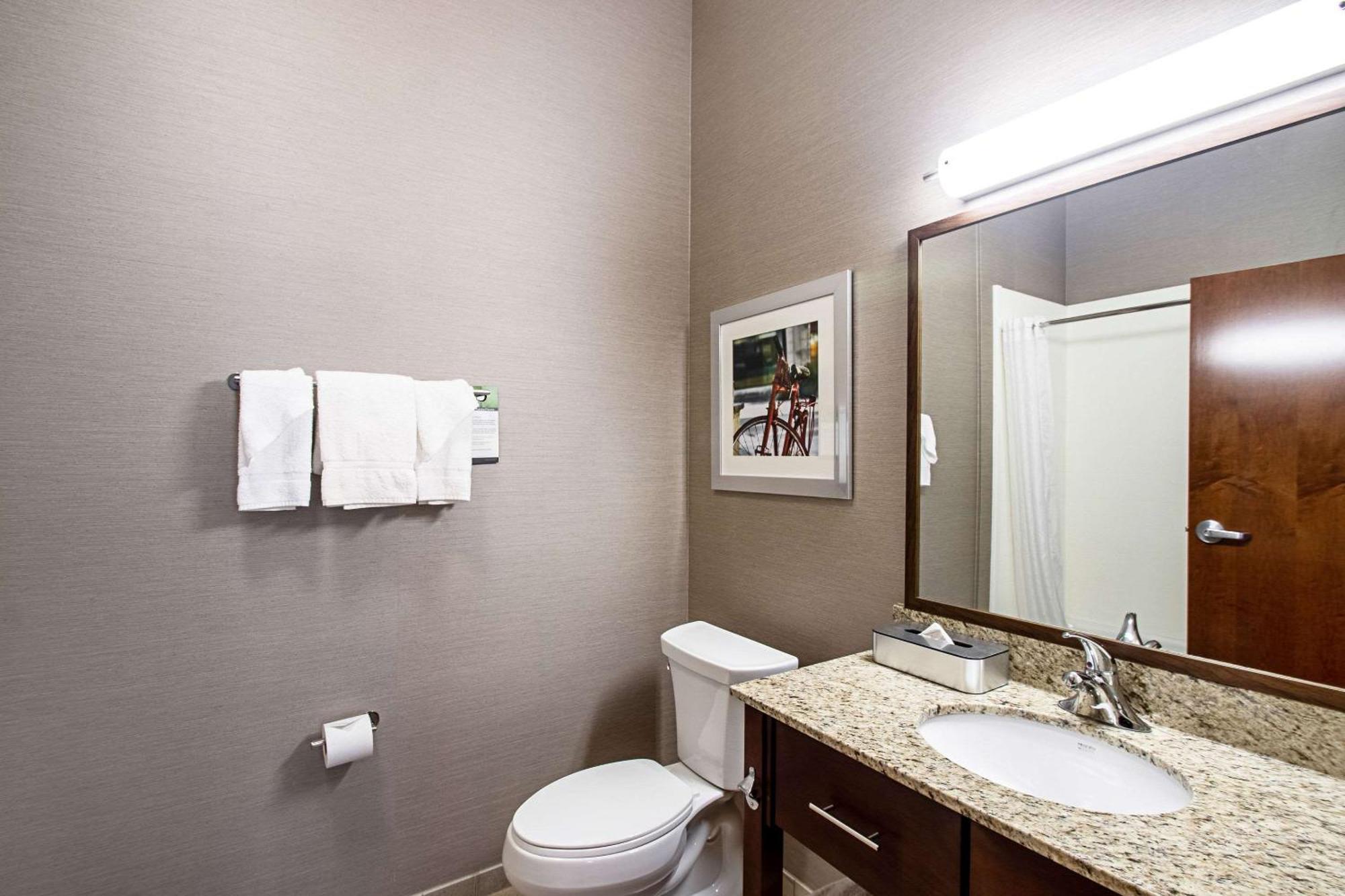 Hotel Mainstay - Monona