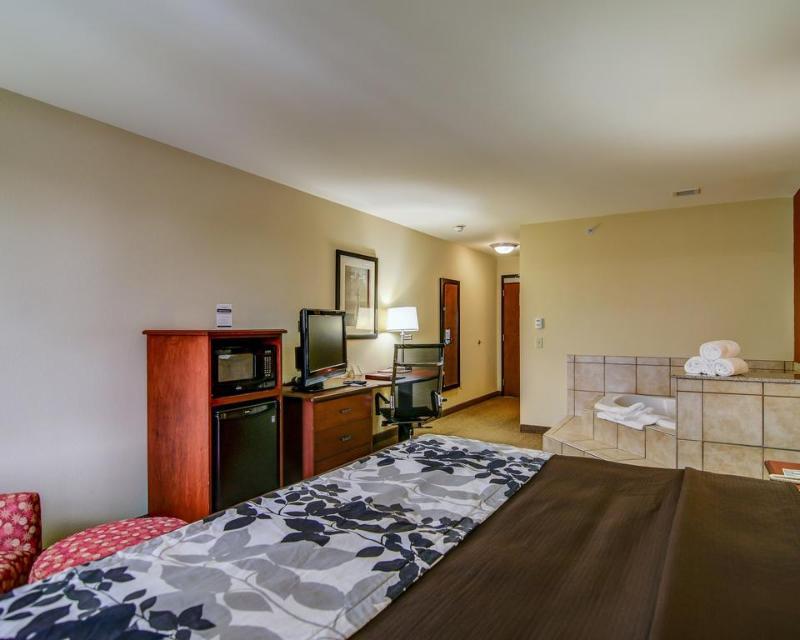 Mainstay - Monona Hotel